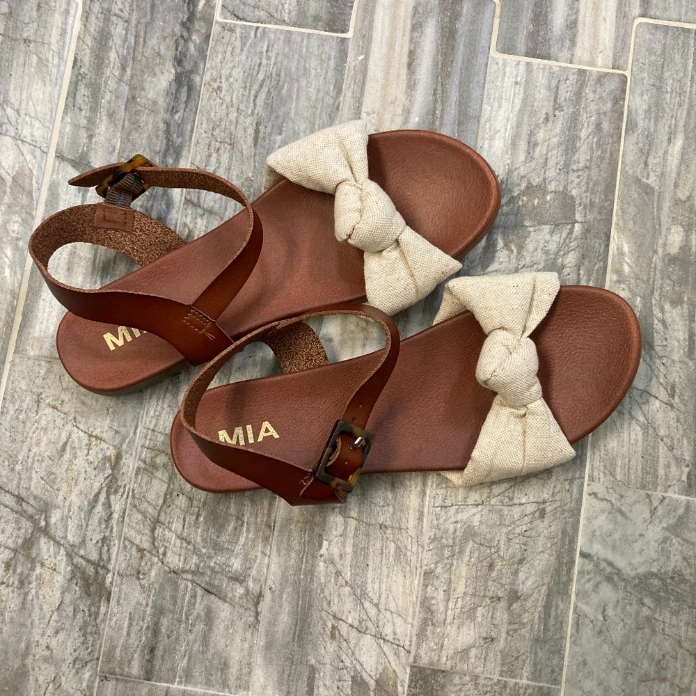 MIA Sandals (Wide)